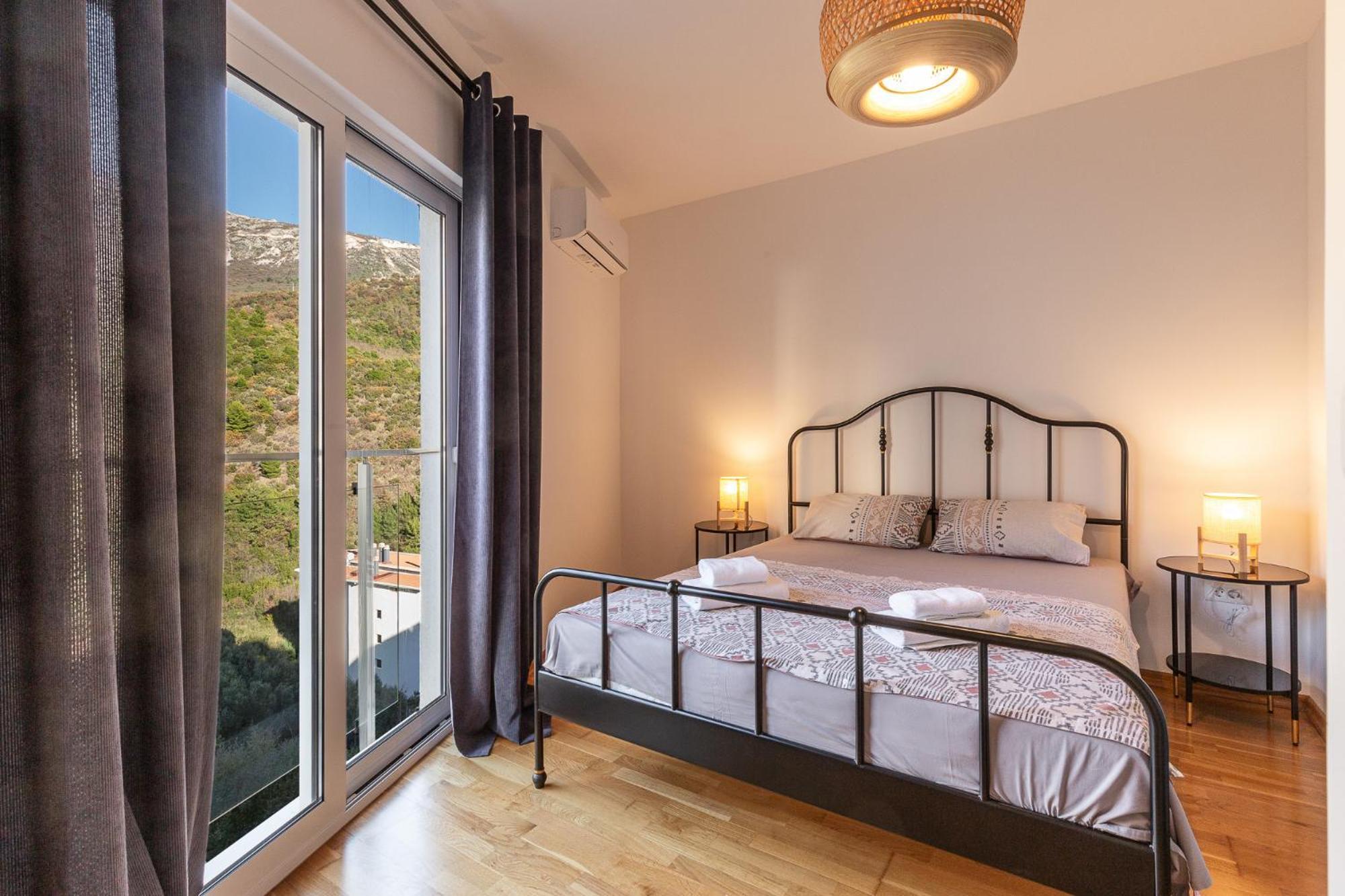 Sunny Side Wellness Resort & Spa 부드바 외부 사진