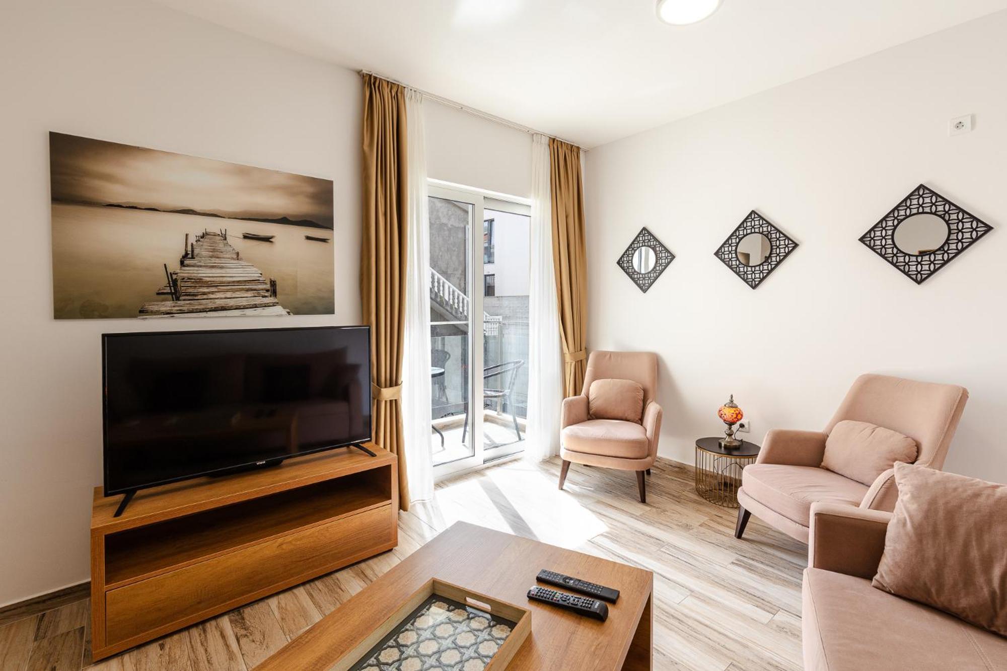 Sunny Side Wellness Resort & Spa 부드바 외부 사진